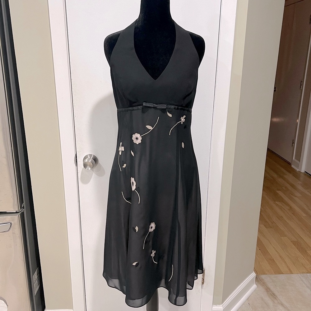 Elegant Black Halter A-line Dress with Floral Embroidery Size 6